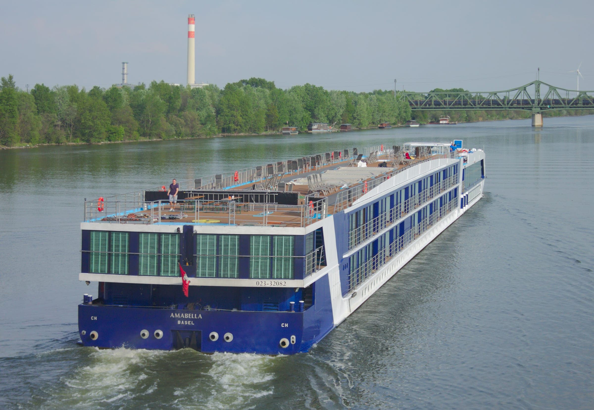 AmaBella sails away from the Praterbrücke along the Danube in Vienna