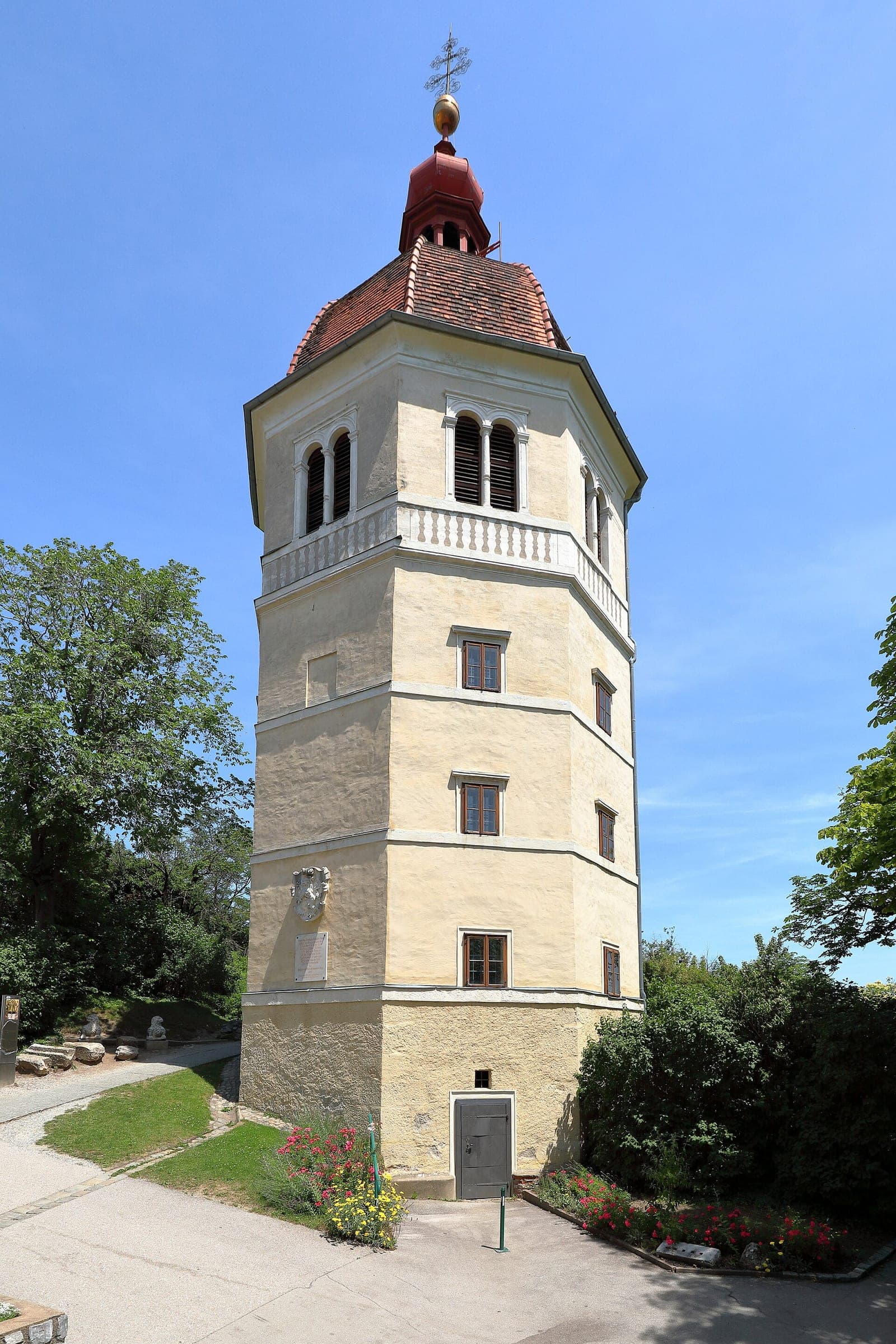 The octagonal Glockenturm that holds the Liesl bell stands among the gardens of the Graz Schlossberg.